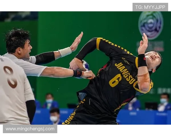 王伟独家分享网球心得与技巧助你提升球技的秘诀与经验总结